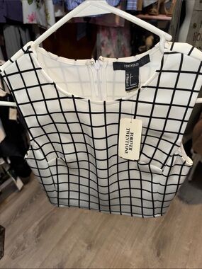 Forever 21 White Crop Tank with Black Grid Pattern